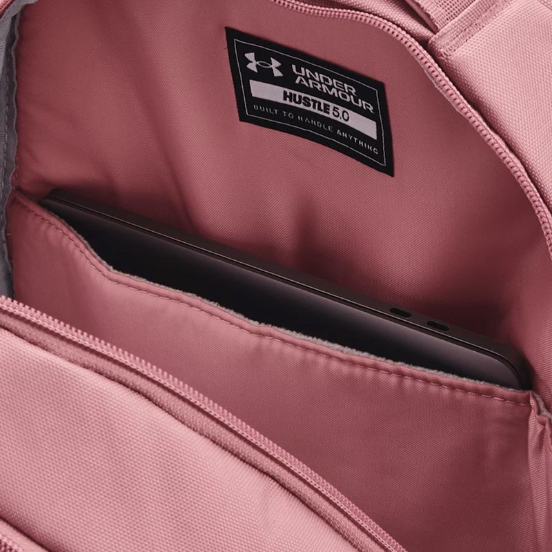 Under Armour Hustle 5.0 městský batoh růžový 1361176-697 3