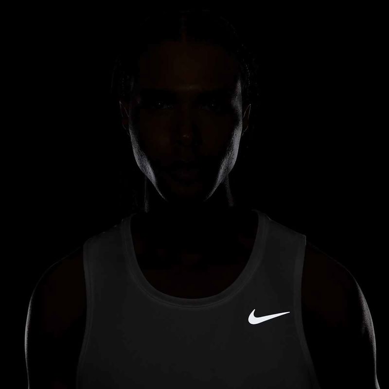 Pánské běžecké tričko Nike Dri-Fit Miler white 6