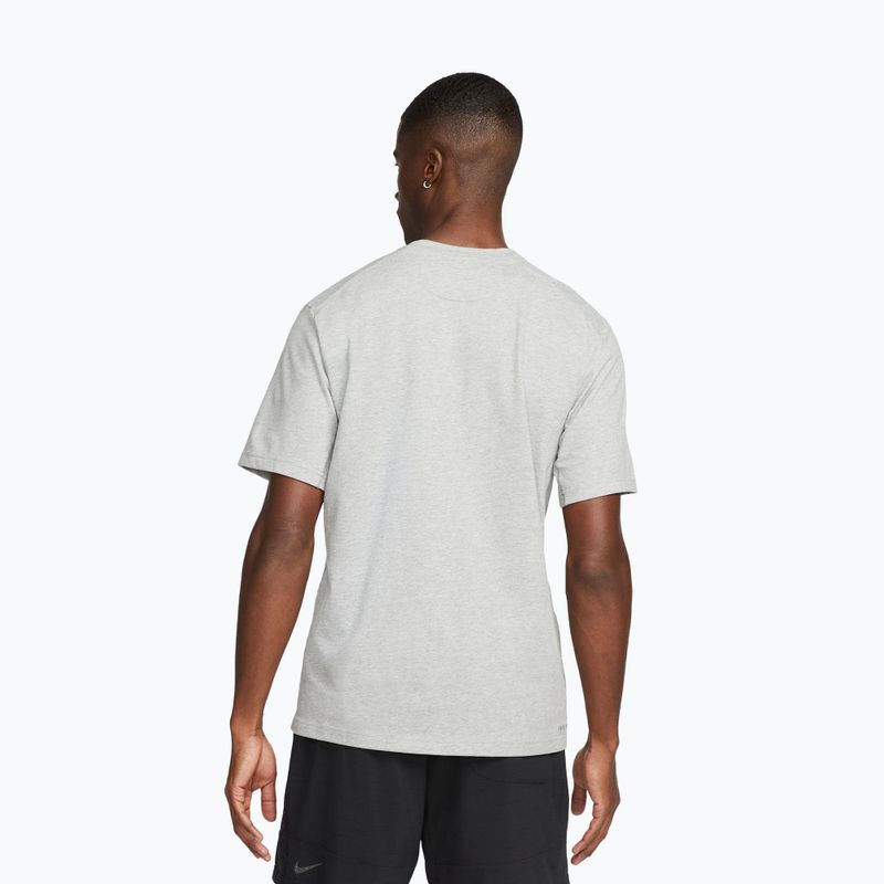 Pánské tréninkové tričko Nike Dri-Fit Primary SS dark grey heather/heather/smoke grey 2