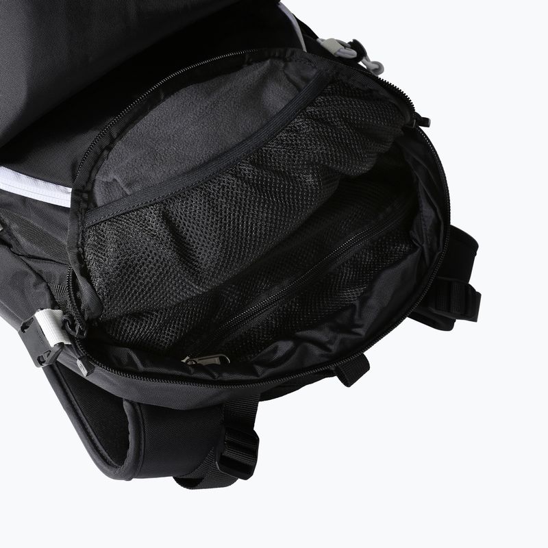 Batoh na snowboard The North Face Snomad 34 l black/white 5