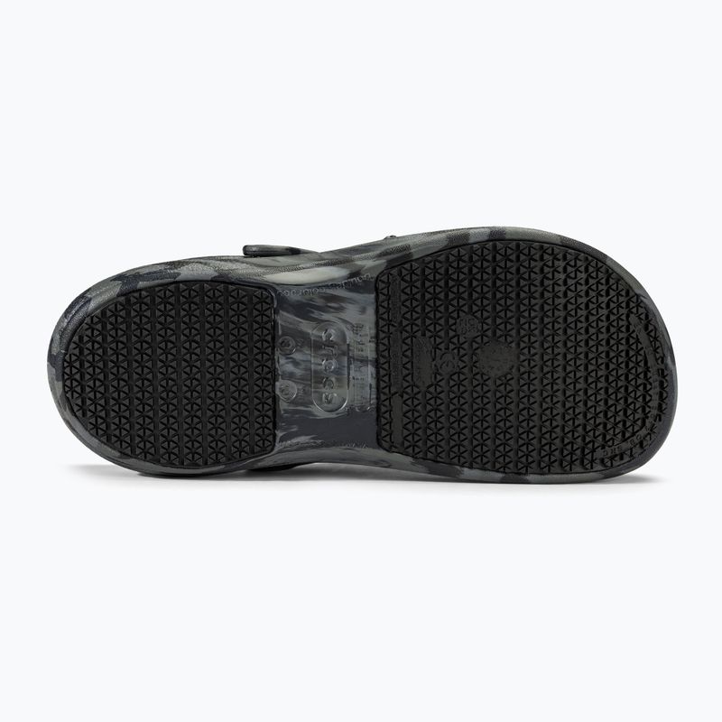 Nazouváky  Crocs Bistro Work Graphic Clog deep navy/multi 5