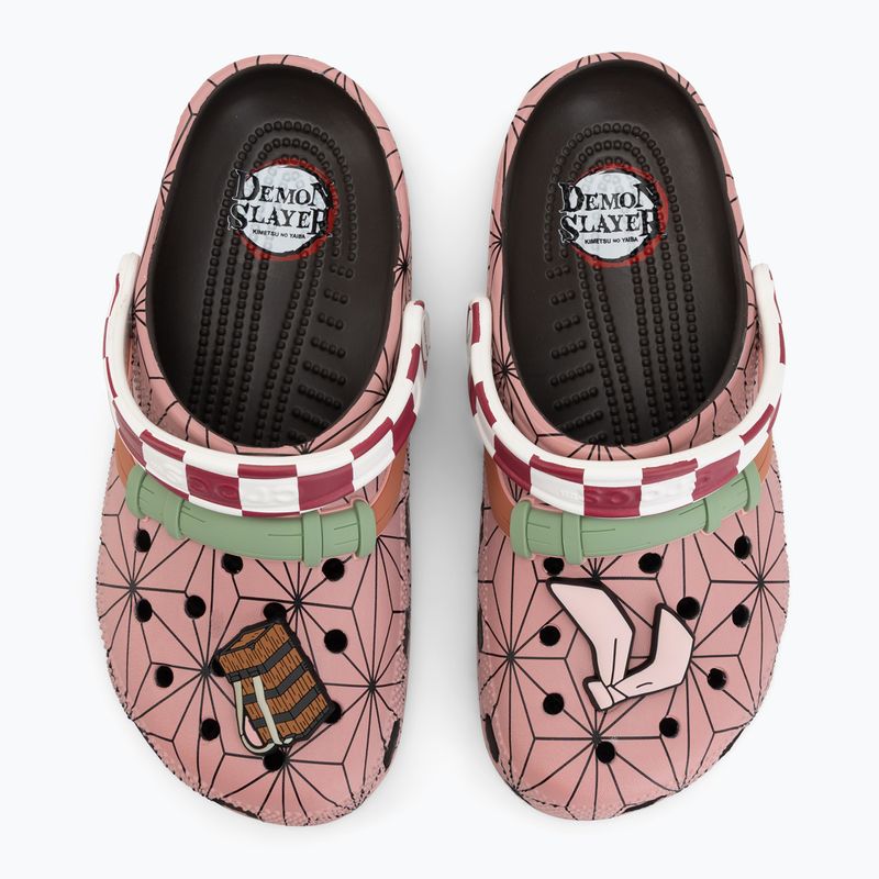 Nazouváky Crocs Classic Demon Slayer espresso 6