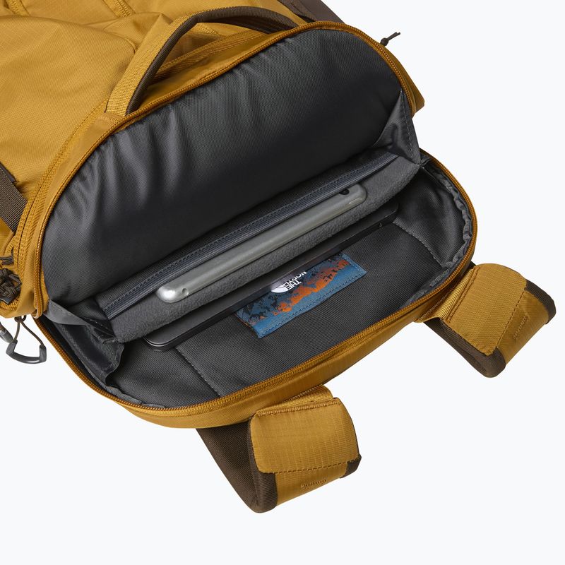 Turistický batoh The North Face Surge 31 l timber tan/demitasse brown 5