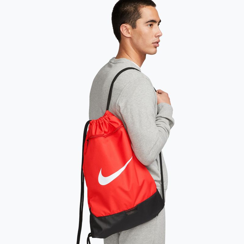 Vak Nike Brasilia 9.5 18 l bag university red/ black/ white 11