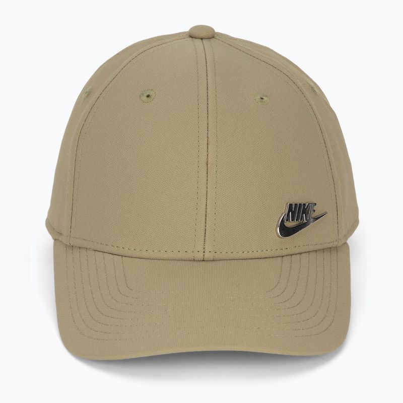 Kšiltovka Nike Dri-Fit Club khaki/metallic silver 2