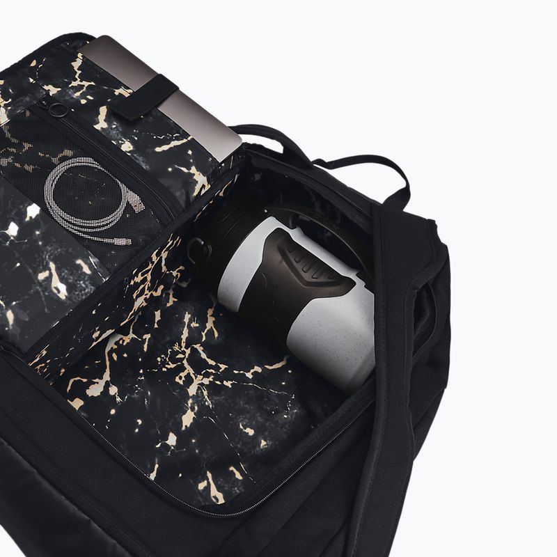 Pámský turistický batoh Under Armour Project Rock black/black/metallic gold 5