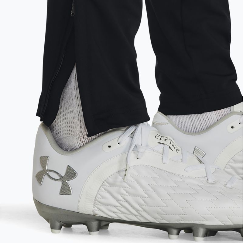 Pánské fotbalové kalhoty Under Armour Challenger Train black / white 4