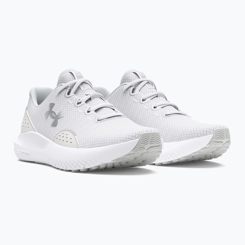 Dámské běžecké boty  Under Armour Charged Surge 4 white/distant gray/metallic silver 10