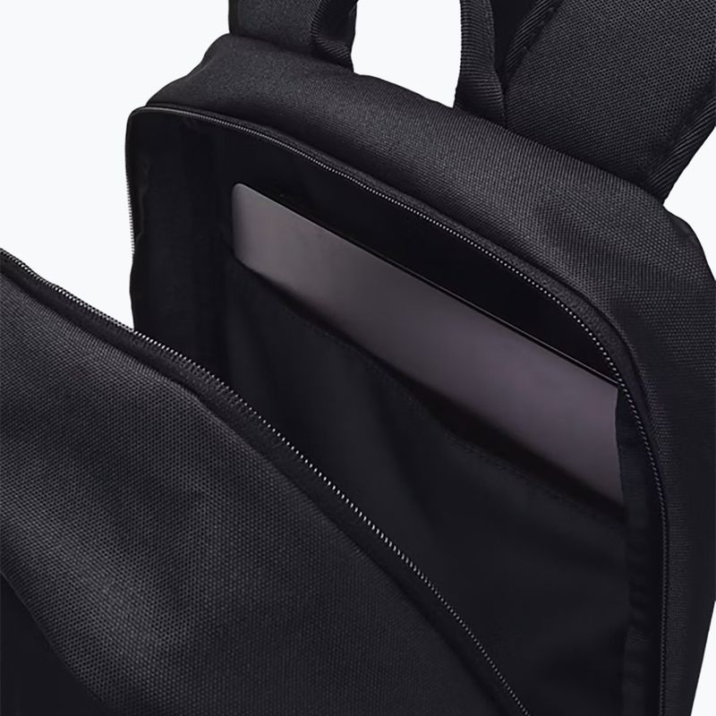 Městský batoh Under Armour Triumph Campus 23 l black/black/white 4