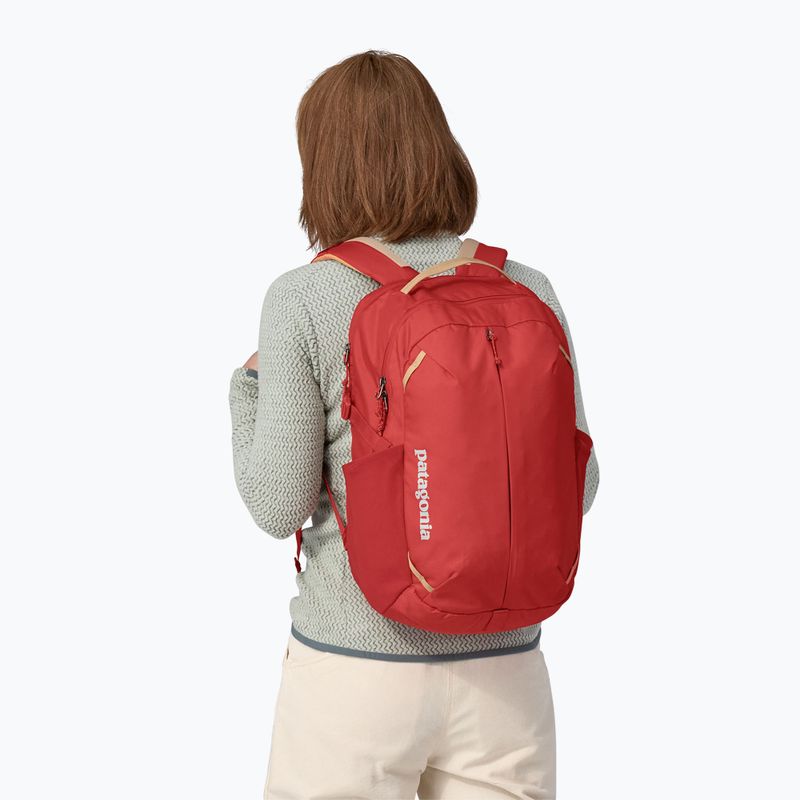 Turistický batoh Patagonia Refugio Day Pack 26 l touring red 4