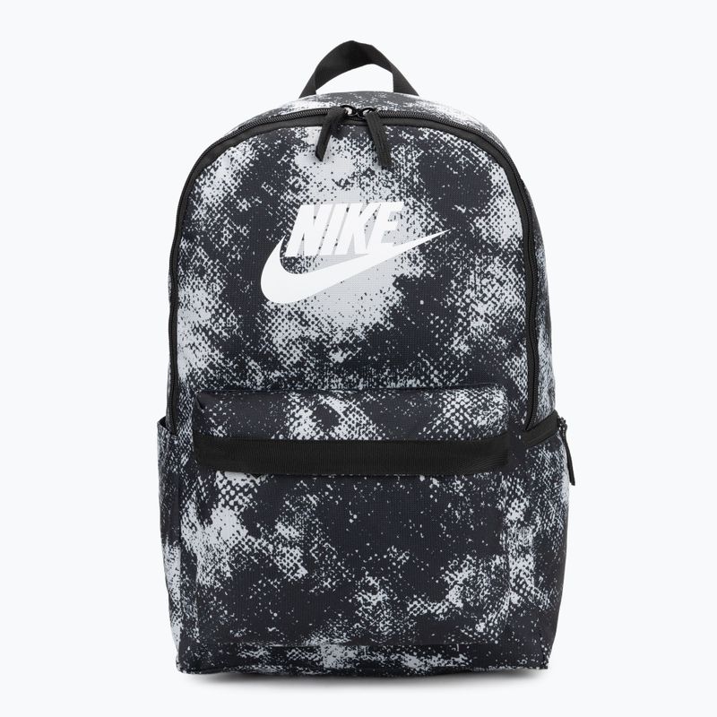 Batoh Nike Heritage 25 l bílá/černá/summit white