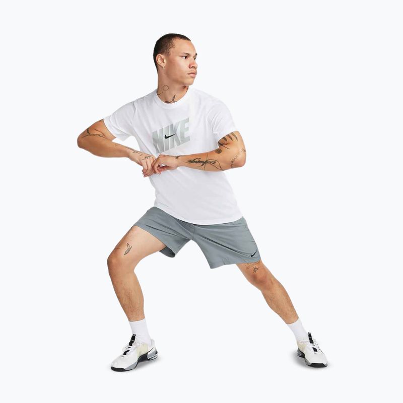 Pánské běžecké šortky Nike Form Dri-FIT 7" Unlined Versatile smoke grey/black 2