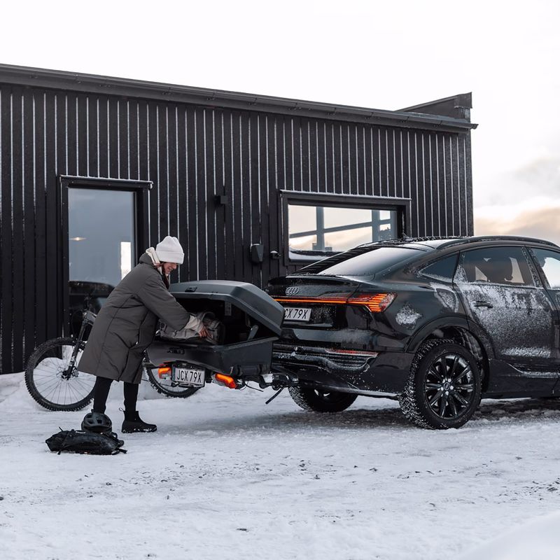 Box na tažné zařízení Thule Santu black 7