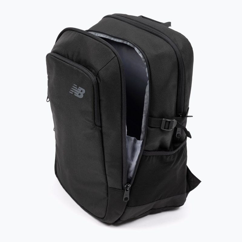 Batoh New Balance Logo 29 l black 4