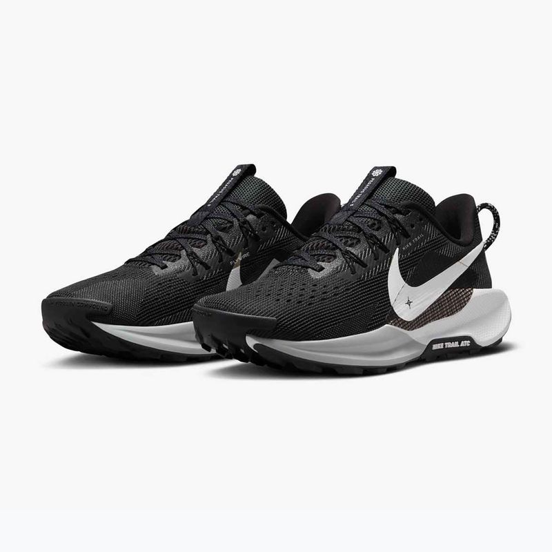 Dámské běžecké boty Nike Pegasus Trail 5 black / white / anthracite / wolf grey 3