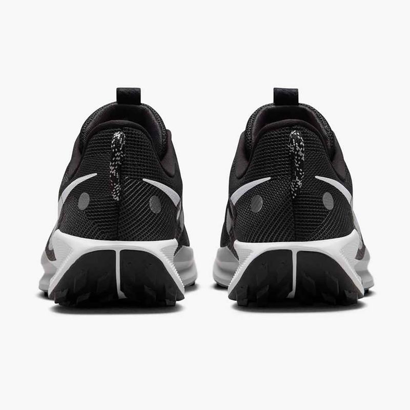 Dámské běžecké boty Nike Pegasus Trail 5 black / white / anthracite / wolf grey 4