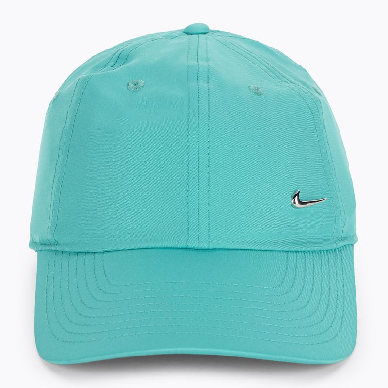 Kšiltovka Nike Dri-Fit Club Unstructured Metal Swoosh dusty cactus/metallic silver 2