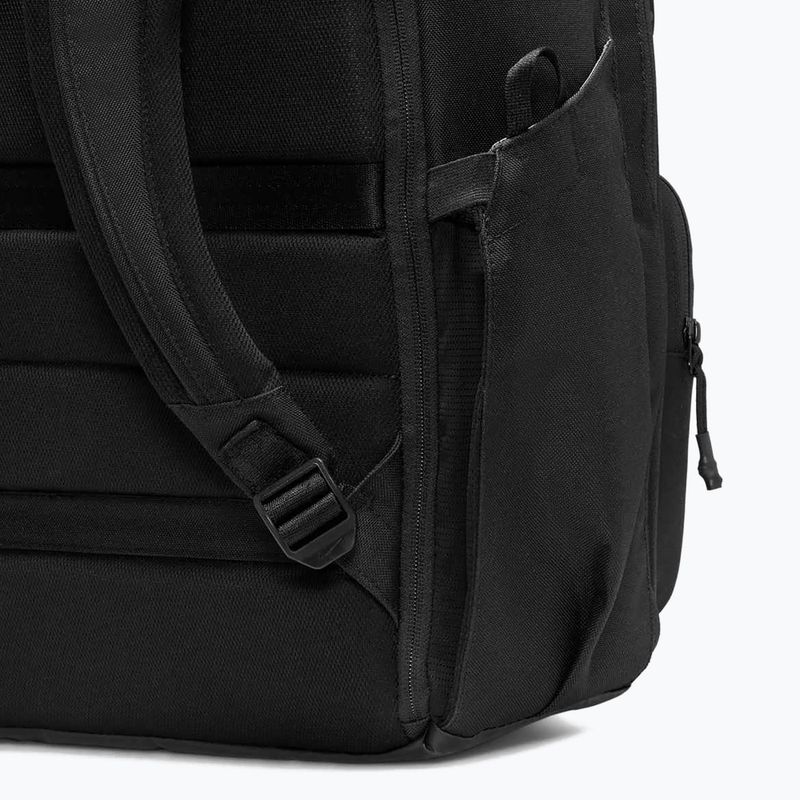 Městský batoh Nike Utility Power 33 l black/black/white 11