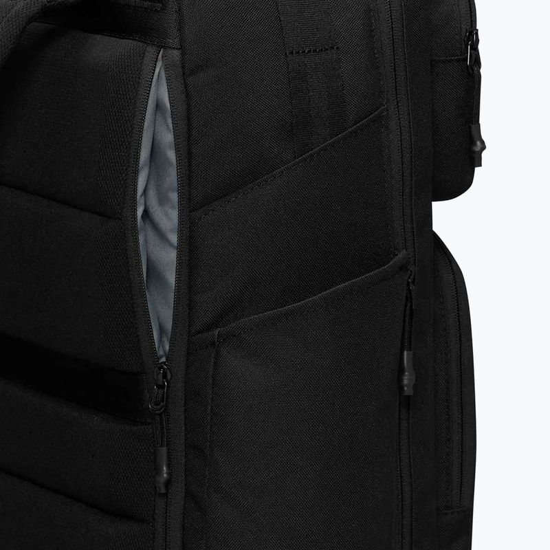 Městský batoh Nike Utility Elite 37 l black/black/white 10