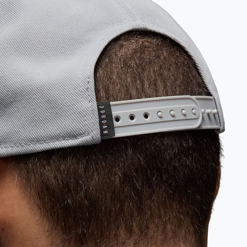 Kšiltovka Jordan Jumpman Pro light smoke grey/smoke grey/white 9