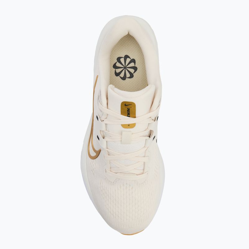 Dámské běžecké boty Nike Quest 6 phantom/sail/pale ivory/metallic gold 5