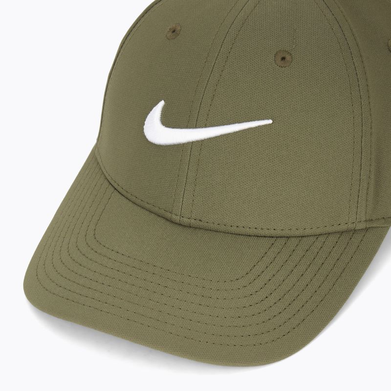 Kšiltovka Nike Dri-FIT Club medium olive/white 3