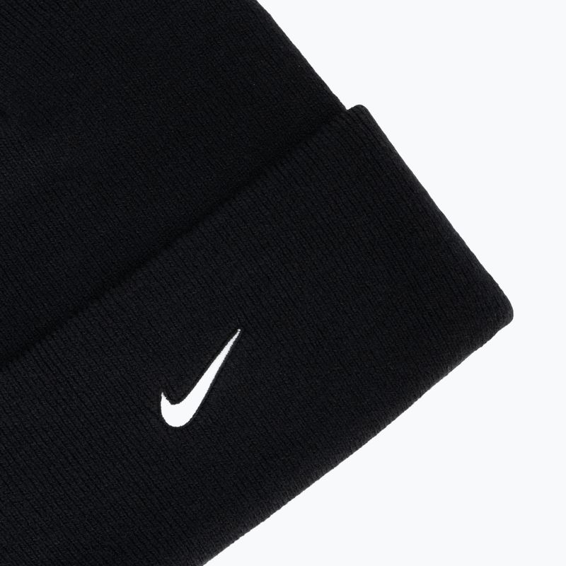 Zimní čepice Nike Peak Swoosh Beanie black/white 3