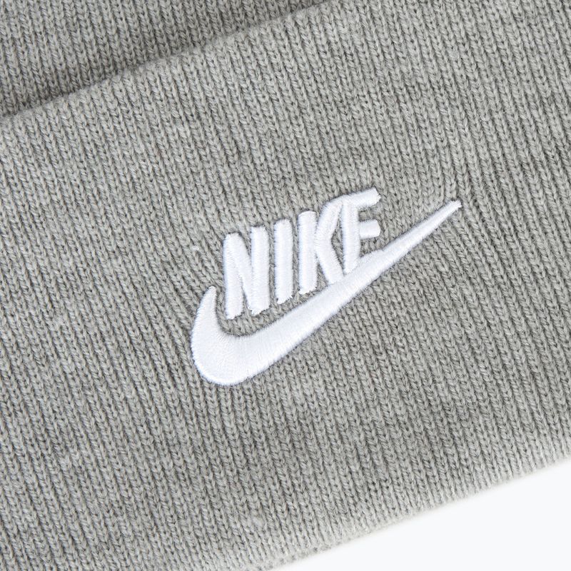 Zimní čepice  Nike Peak Futura Beanie dark grey heather/white 3