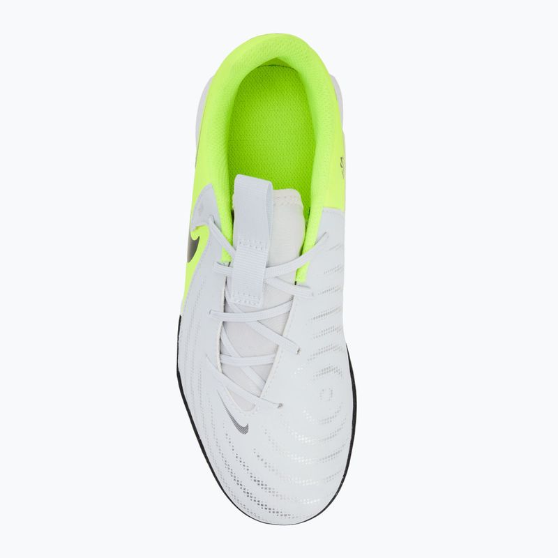 Dětské kopačky Nike Phantom GX 2 Academy IC metallic silver/volt/black 5