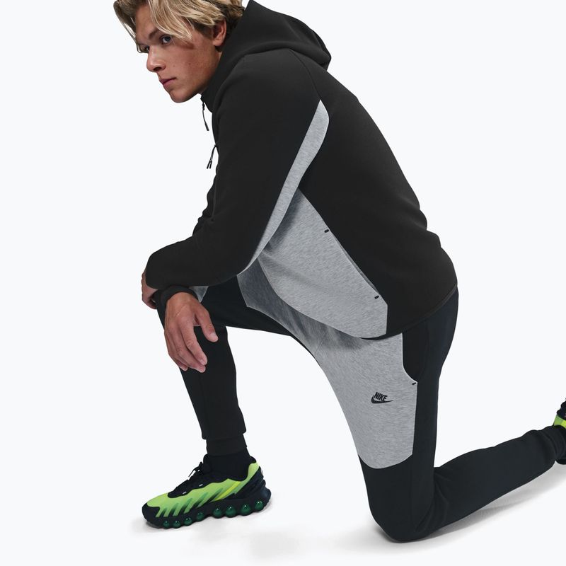 Pánské kalhoty Nike Tech Joggers black/dark grey heather/black 5