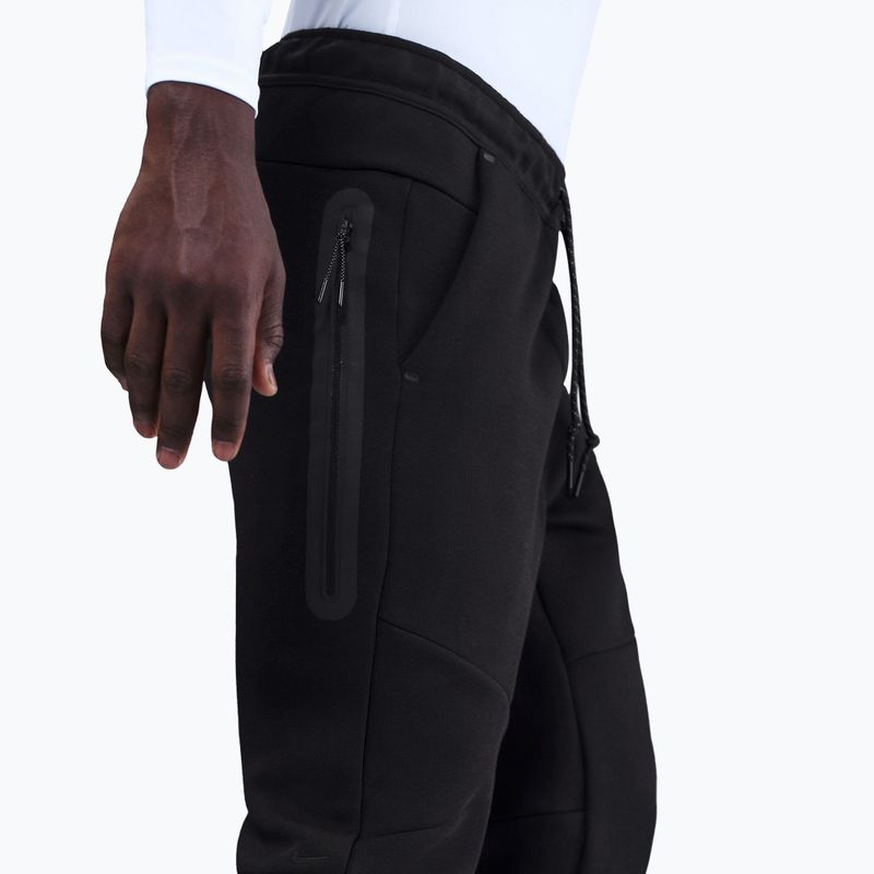 Pánské kalhoty Nike Tech Joggers black/black 4