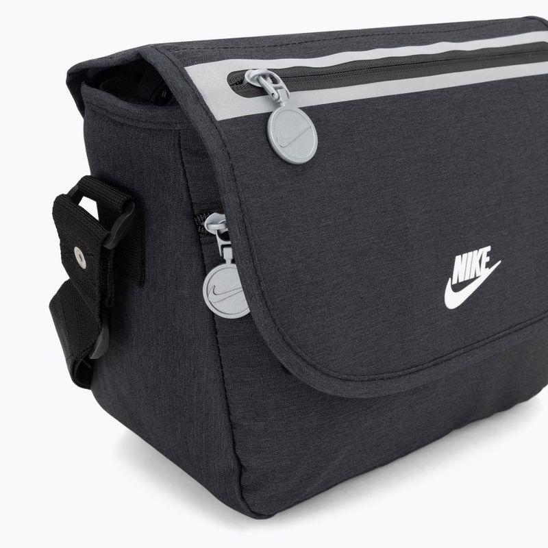 Snídaňová taška Nike Futura Messenger Lunch 7,5 l black 4