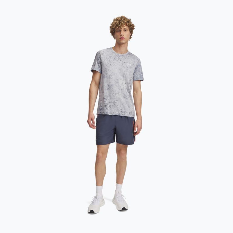 Pánské běžecké šortky Under Armour Launch 7" downpour gray / fire / reflective 2