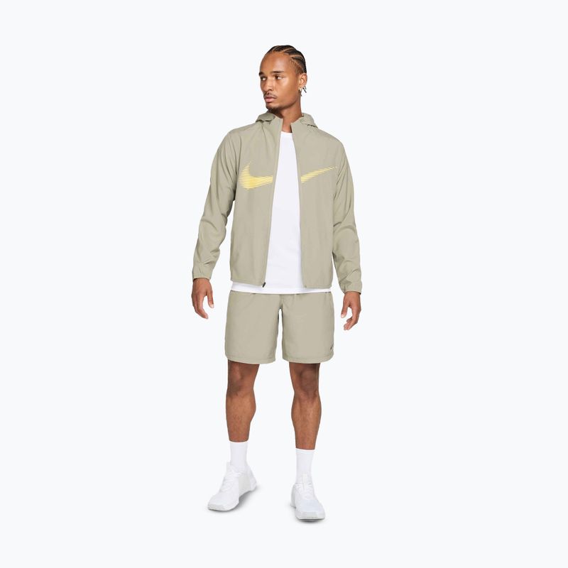 Pánské běžecké šortky Nike Form Dri-Fit Unlined 9" light army/black 2