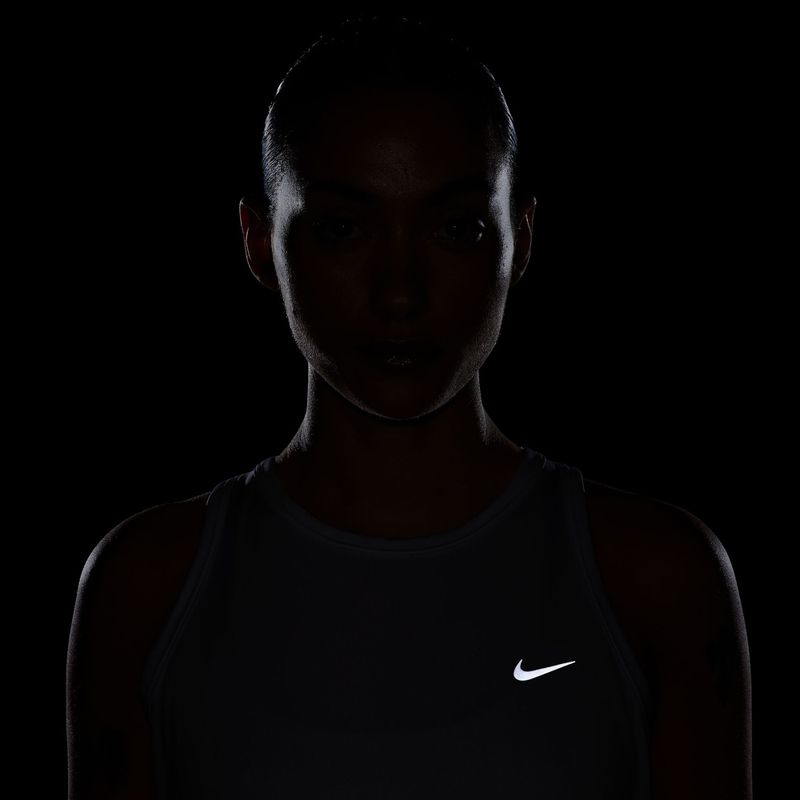 Dámské běžecké tílko Nike Tempo Dri-Fit Tank Top white 7