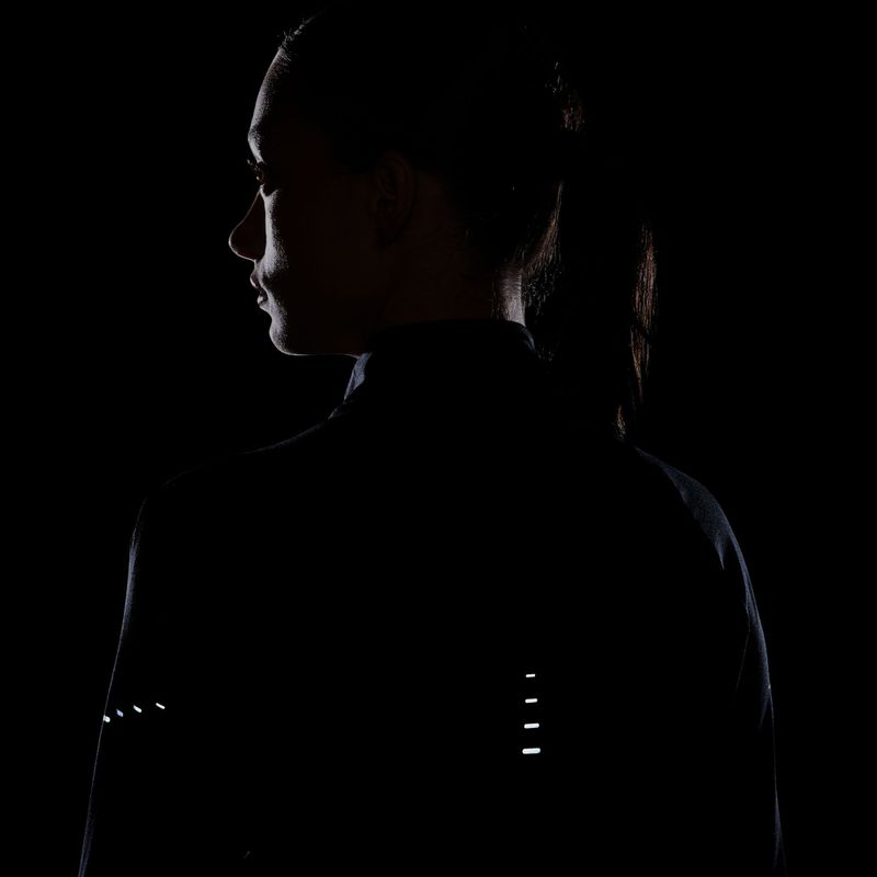Dámská běžecká mikina Nike Swift Dri-FIT UV 1/4-Zip black 8