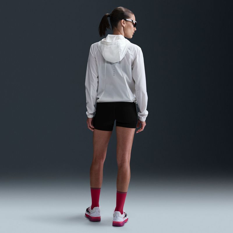 Dámské běžecké šortky Nike Swift High-Waisted 4" black 6