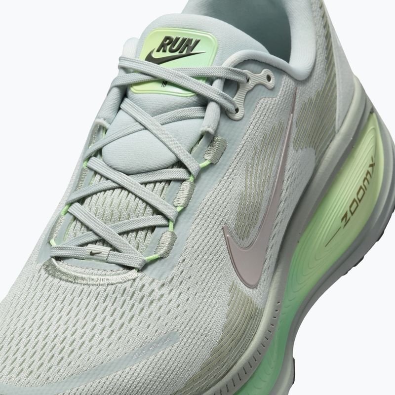 Pánské běžecké boty Nike Vomero 18 light silver/barely volt/college grey 3