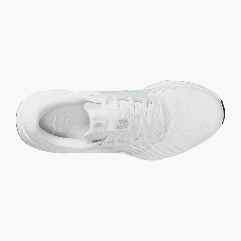 Dámské běžecké boty Nike Run Defy white / pure platinum / black 6