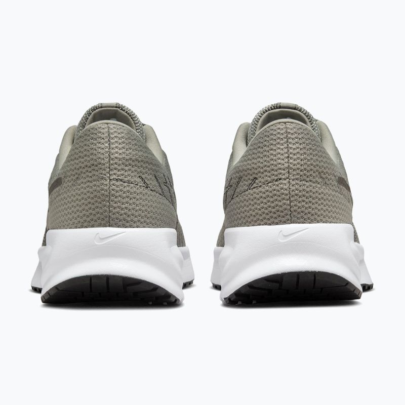 Pánské běžecké boty Nike Run Defy Light Army/Iron Grey/White/Black 6