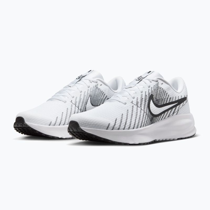 Pánské běžecké boty Nike Run Defy white/black 3