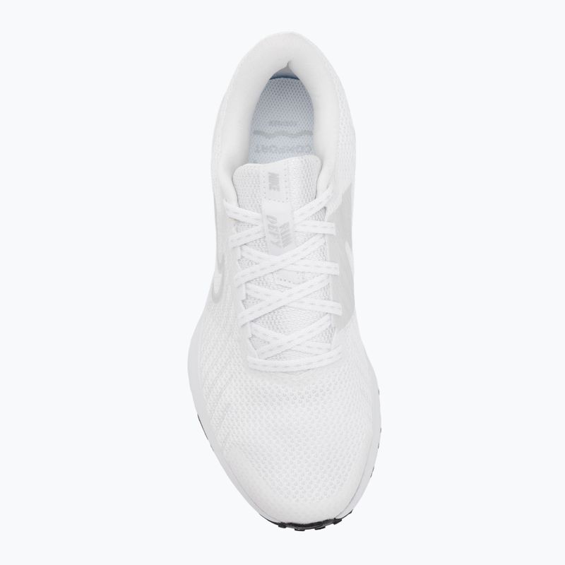 Dámské běžecké boty Nike Run Defy white / pure platinum / black 5