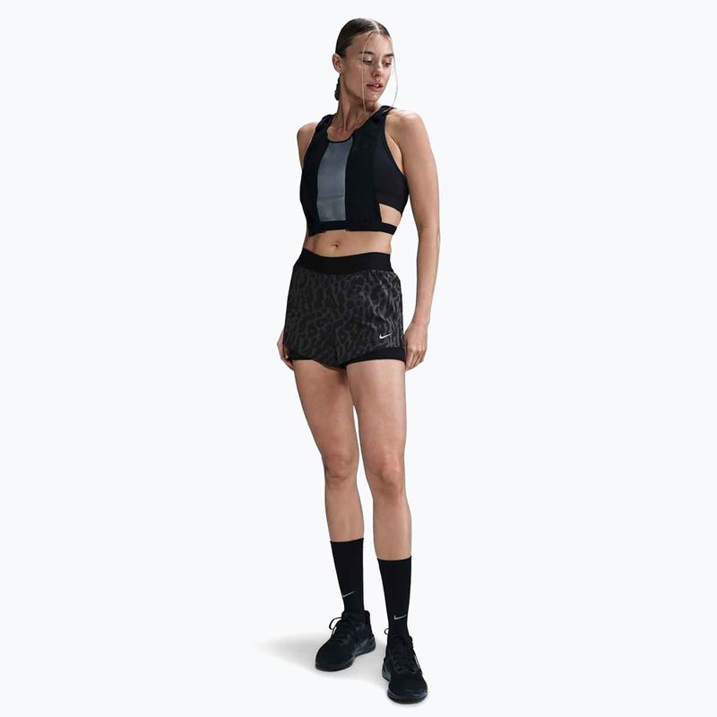 Dámské běžecké šortky Nike Swift Dri-Fit Mid-Rise 2in1 black / black 2