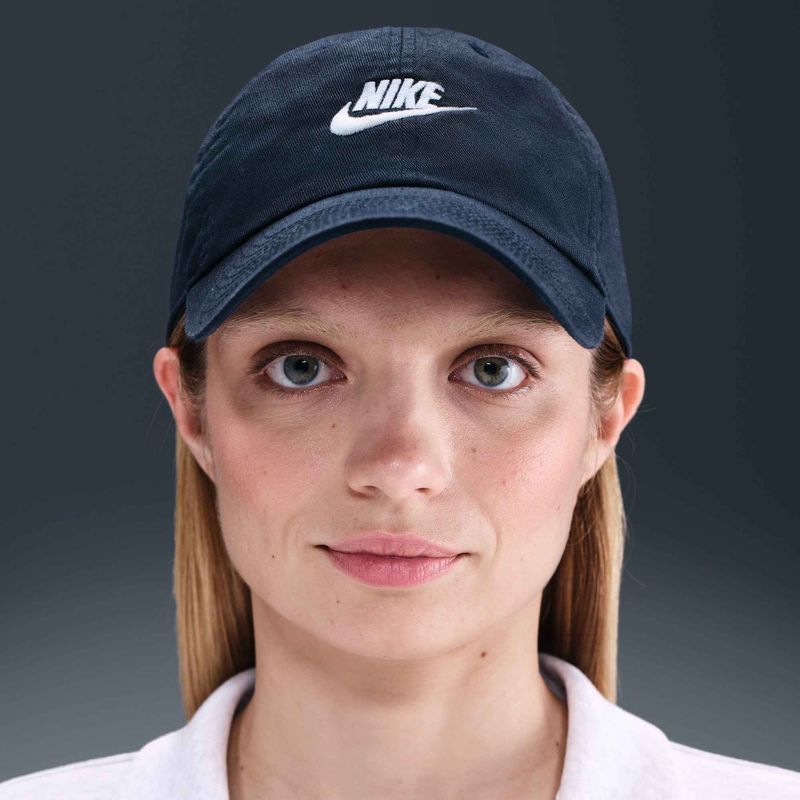 Kšiltovka Nike Club Unstructured Futura Wash obsidian/white 3