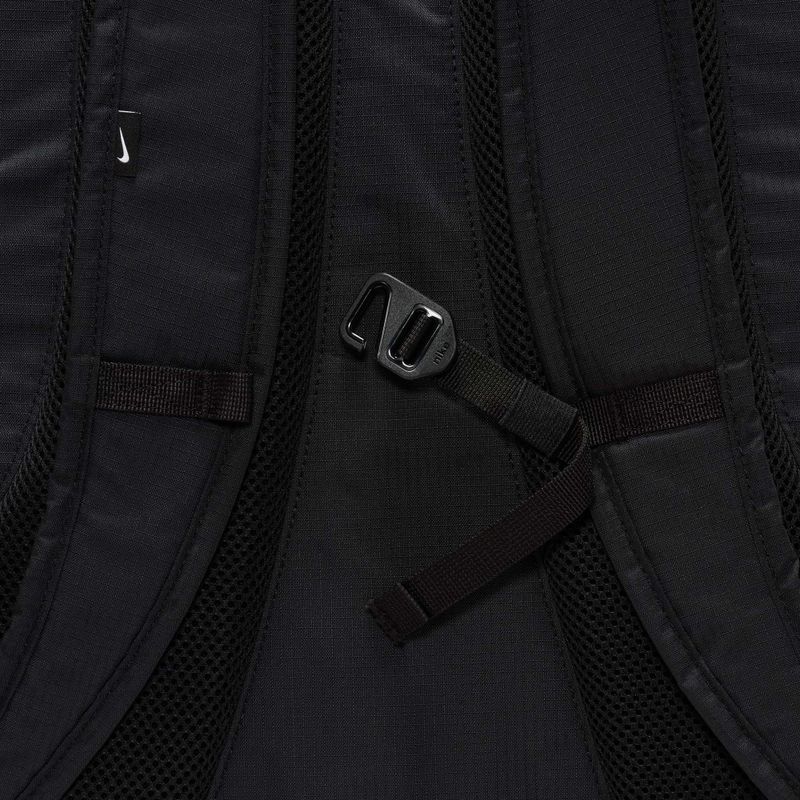 Městský batoh Nike Hayward 26 l black/black/white 9