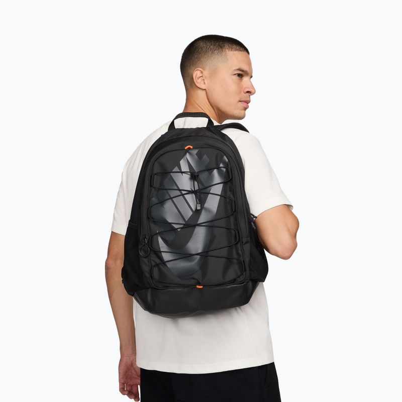 Městský batoh Nike Hayward 26 l black/black/white 10