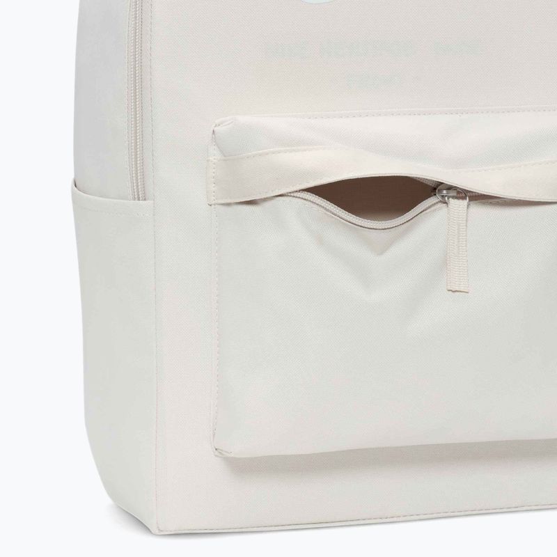 Batoh Nike Heritage 25 l light orewood brn/summit white 4