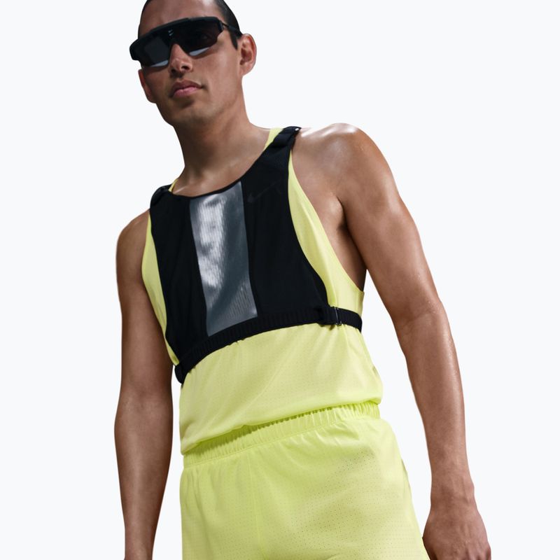 Pánské běžecké šortky Nike Fast Dri-Fit Brief Lined 3" light lemon twist/black 4