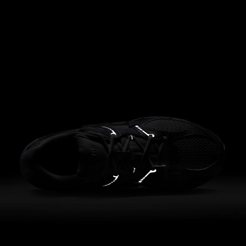 Pánské tenisky Nike V5 RNR white/black/metallic silver/white 7