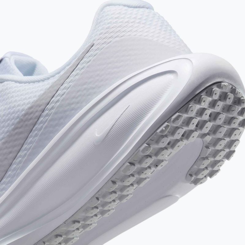 Dámské běžecké boty Nike Revolution 8 white/pure platinum 9
